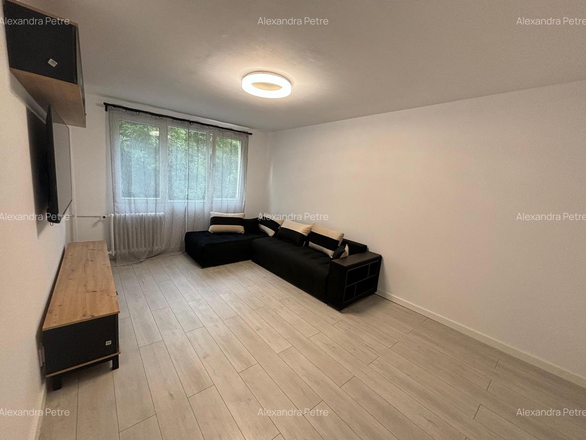 Apartament 2 camere luminos, Sector 4 – gata de mutat! - 3