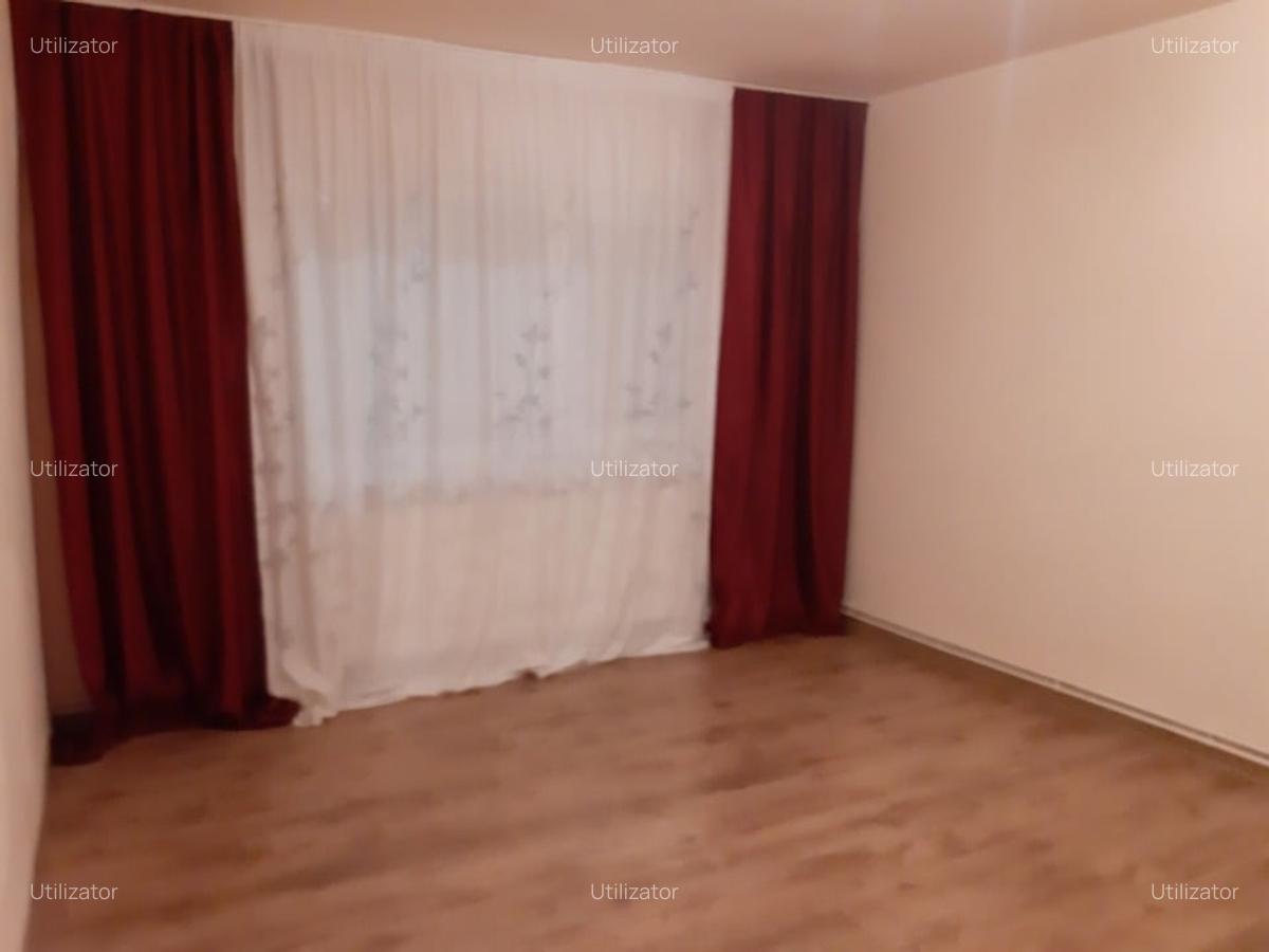 Vând urgent apartament 4 camere, 124.000 €,negociabil - 8