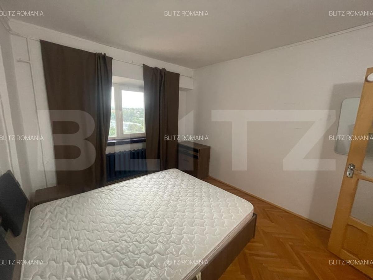 Apartament de vanzare, cu 3 camere, decomandat, 84 mp, zona pasaj Nicolina - 4