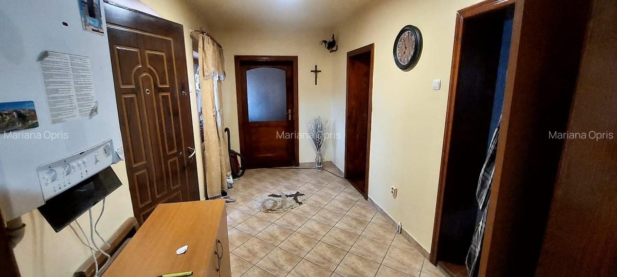 Casa 4 cam,suprafata utila 115mp, si teren 694mp,spre vanzare in Ocna Sibiului - 4