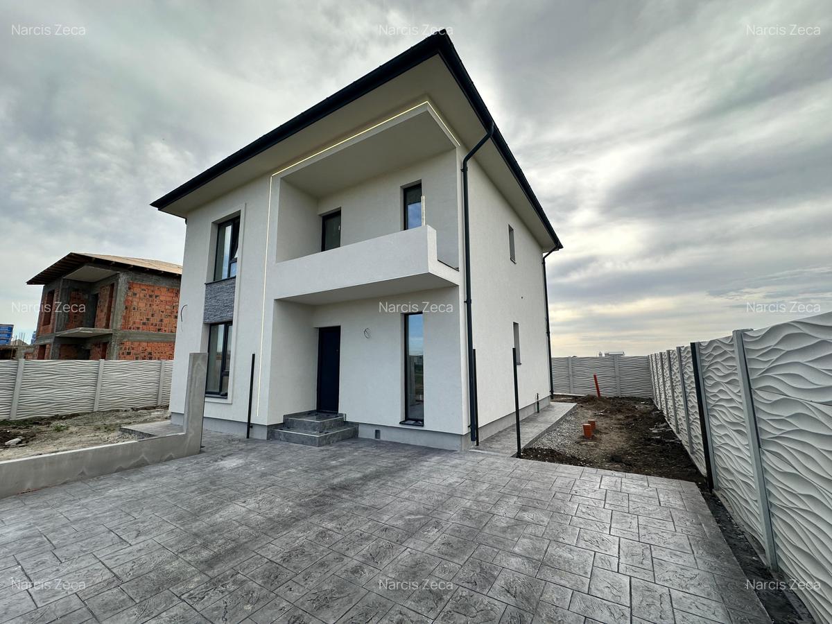 Vila individuală P+1E - 4/5 camere - 3 băi + dressing - teren 330mp - 2