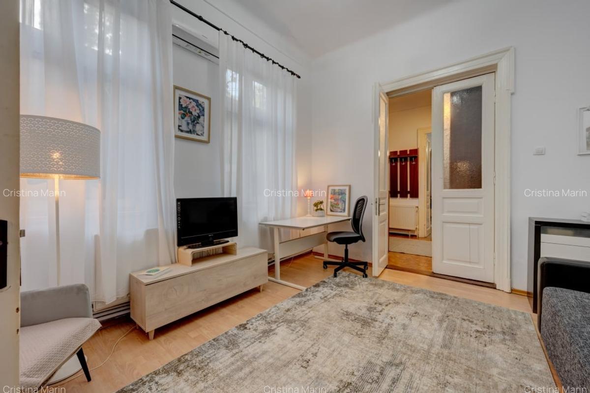 Casa interbelica cu farmec, in apropiere de Mall Vitan - 4 Casa interbelica cu farmec, in apropiere de Mall Vitan - 4