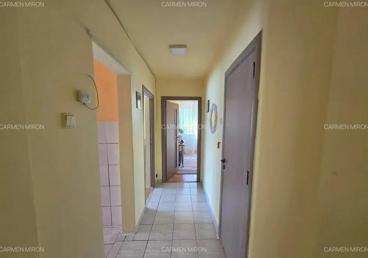 Apartament modern 3 camere decomandat zona Big - 7