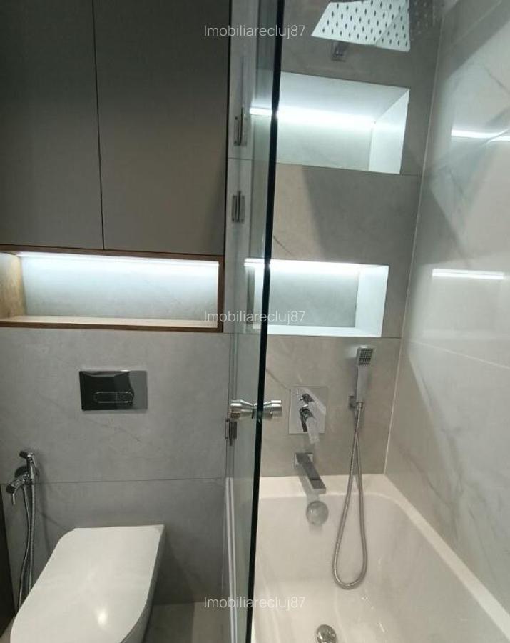 Oferim spre inchiriere un apartament cu 2 camere, Zorilor - 4