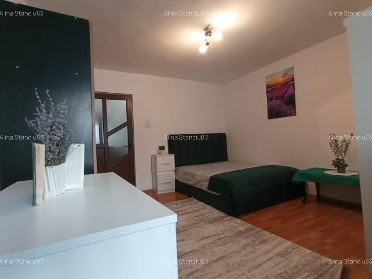 Închiriez garsonieră confort 1 - 5