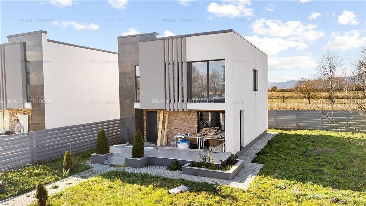 Comision 0 - Casa cu 4 camere in stil mediteran Sanpetru Brasov - 3