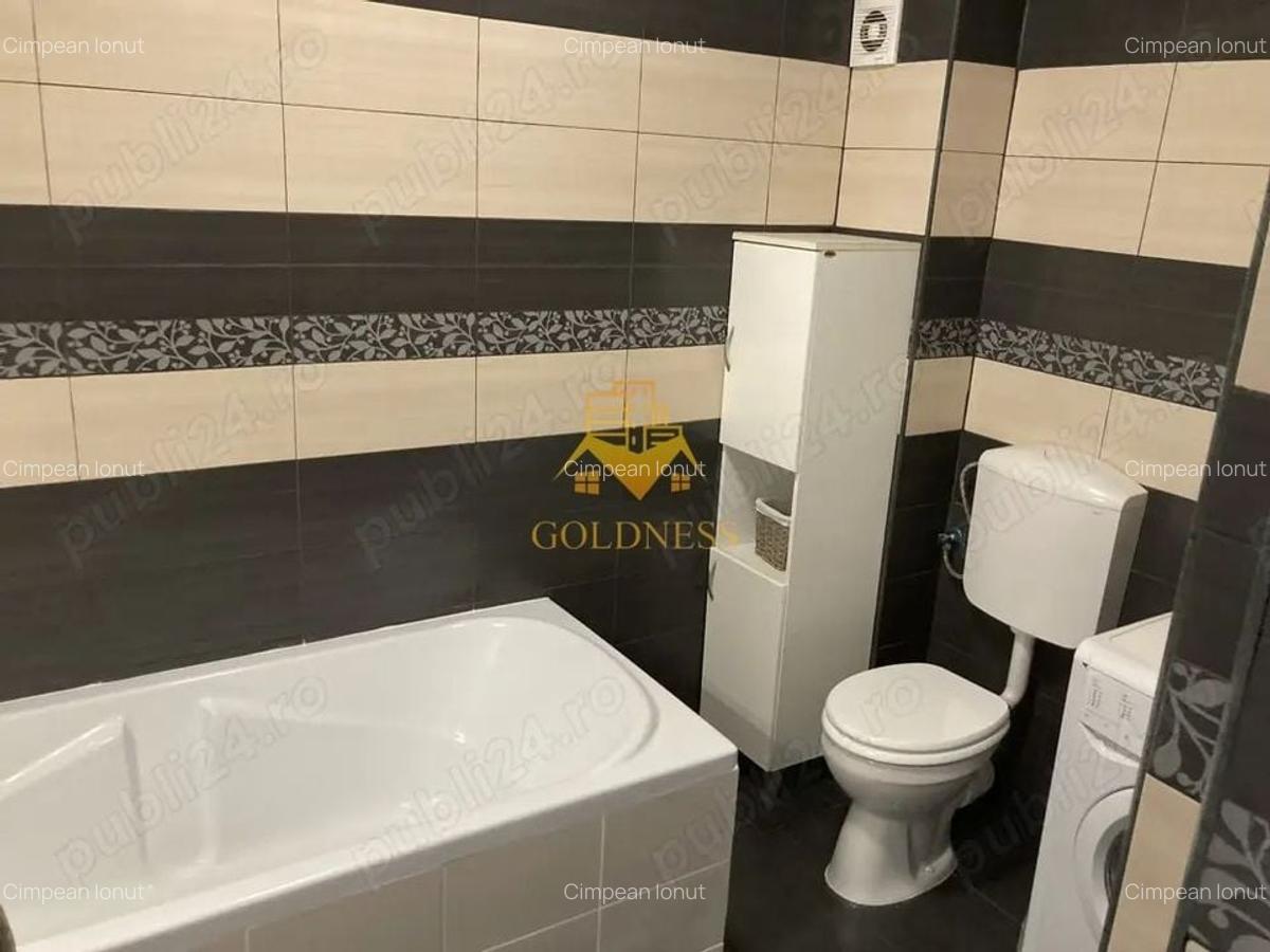 Garsonieră decomandată, mobilată în Plopilor - 5