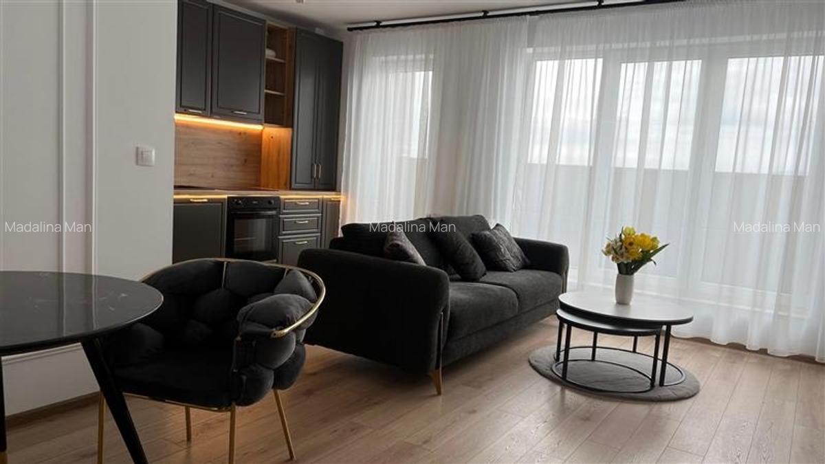 Apartament cu doua camere de inchiriat la Maurer - 1