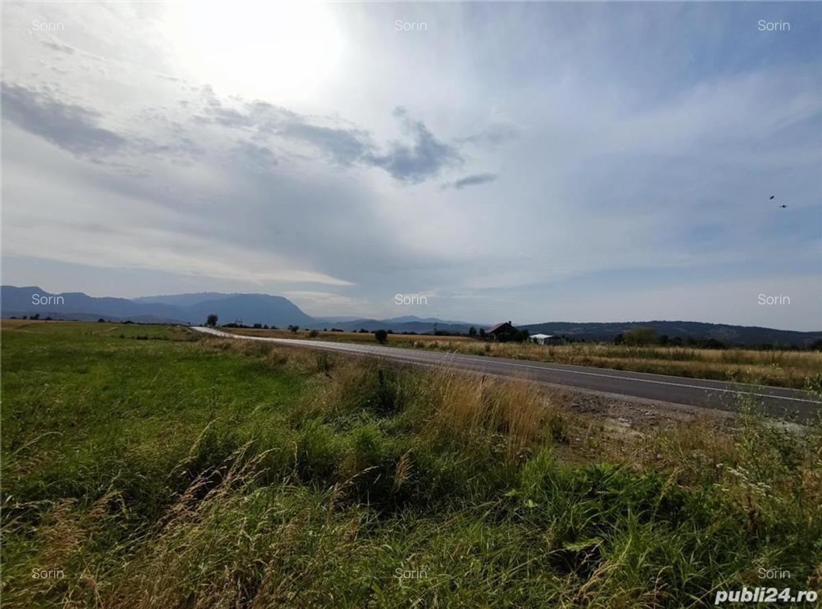 Bran - DN73, 1 ha intravilan cu front la drumul national. - 3