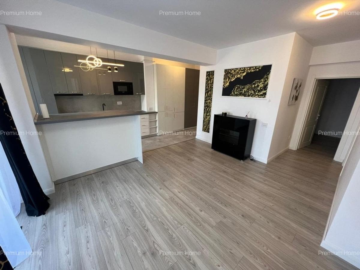 Apartament cu 3 camere semidecomandat, mobilat în Pipera - 8