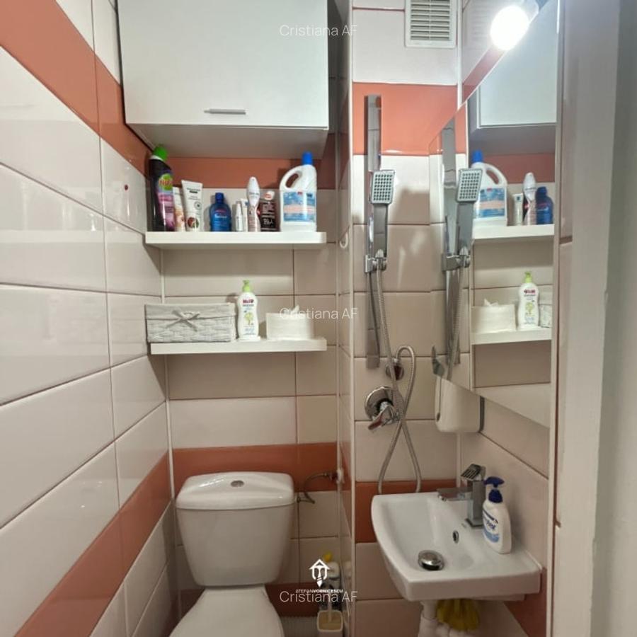 Apartament 2 camere | Partial renovat | Podu Ros - 11