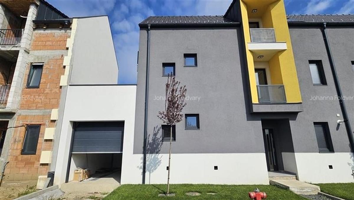 Casă cu 5 camere în Central - 21