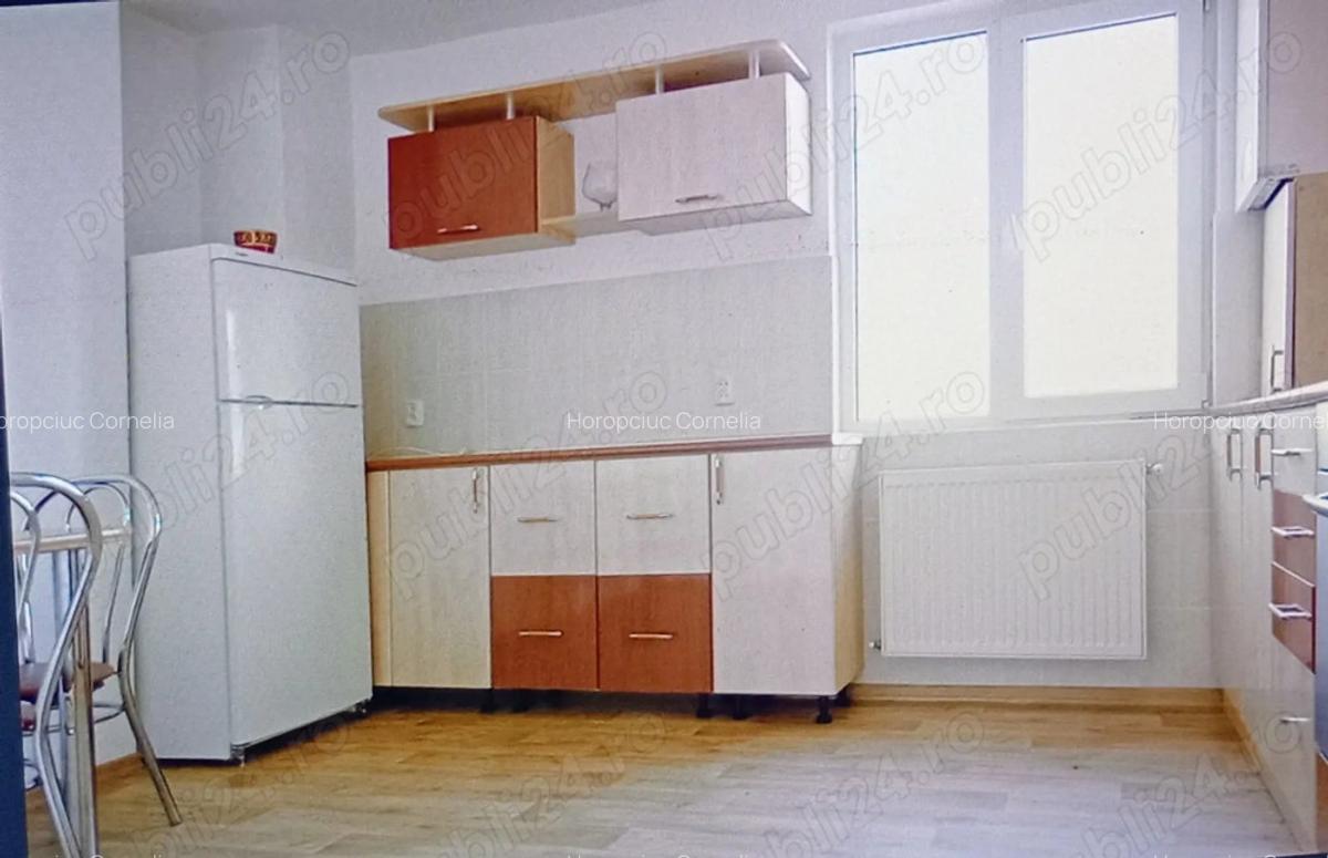 Inchiriez apartament Hunedoara ,zona Castelul Corvinilor - 2