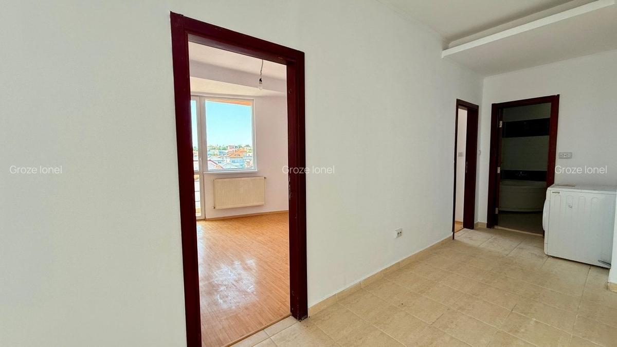 Apartament 3 Camere - Ovidiu Sud - La doi Pasi De Lac - 7