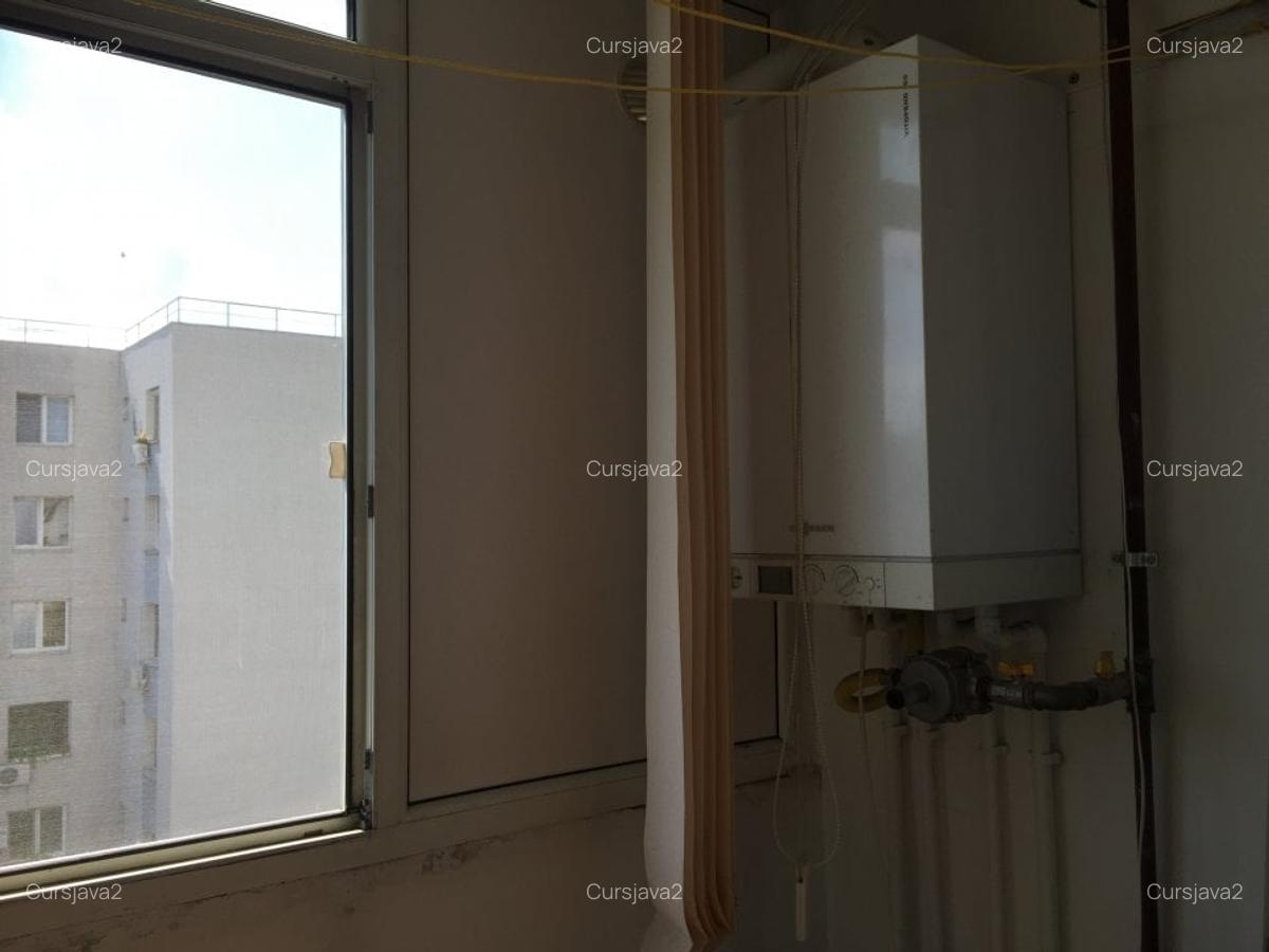Apt 3cam renovat  69mp, dotat cu  CT, AC , an 1985  etaj 7/8, mobilat - 2