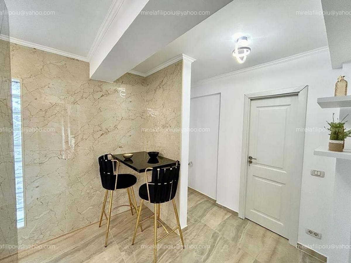 Discount mare, 2 camere lux, terasa 20 mp, comision 0 - 4