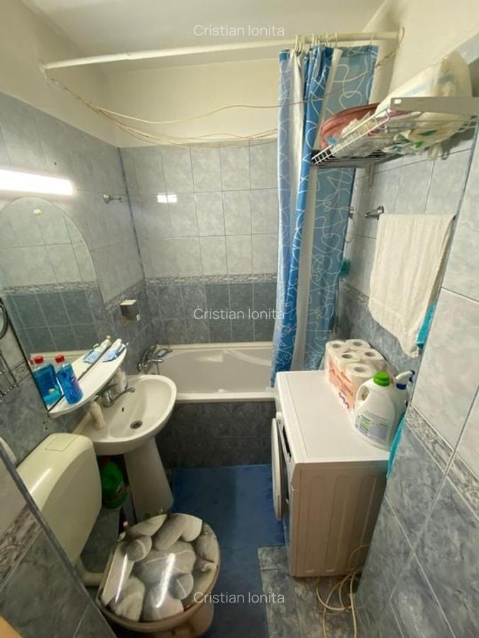 Apartament cu 3 camere semidecomandat în Drumul Taberei - 6