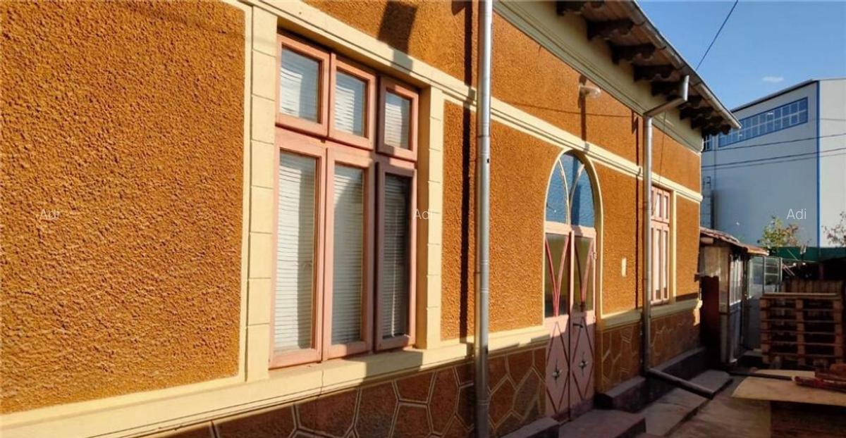 Casa orasul Buzau strada Urziceni. - 2 Casa orasul Buzau strada Urziceni. - 2