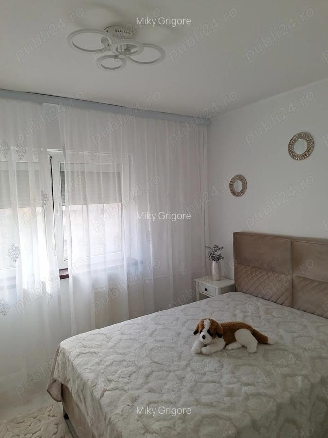 Apartament cu 3 camere de vanzare - 6
