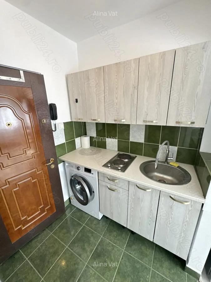 Proprietar inchiriez garsoniera in Zona Soarelui, centrala pe gaz proprie. - 2