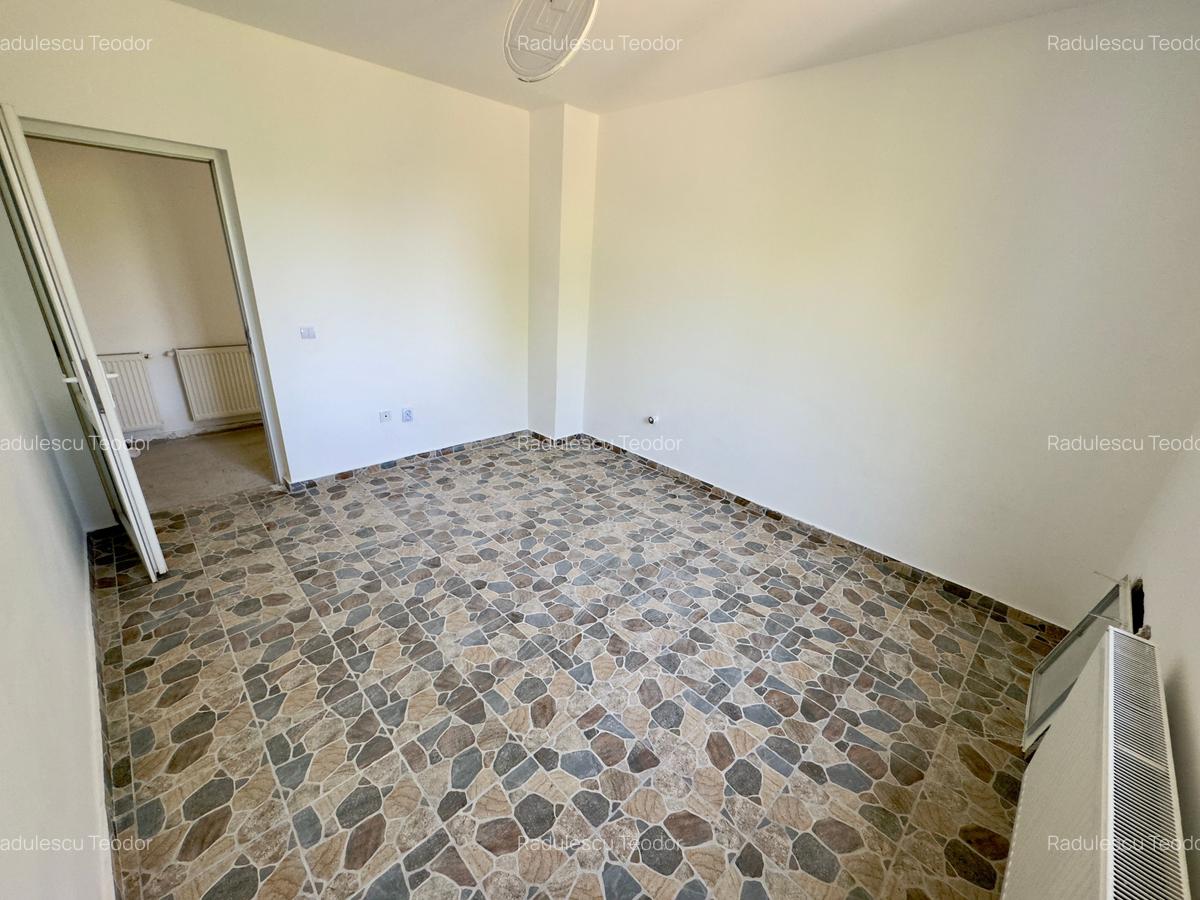 Vila 15 camere P+D+1+M, Com. Chiajna - Rosu - 26