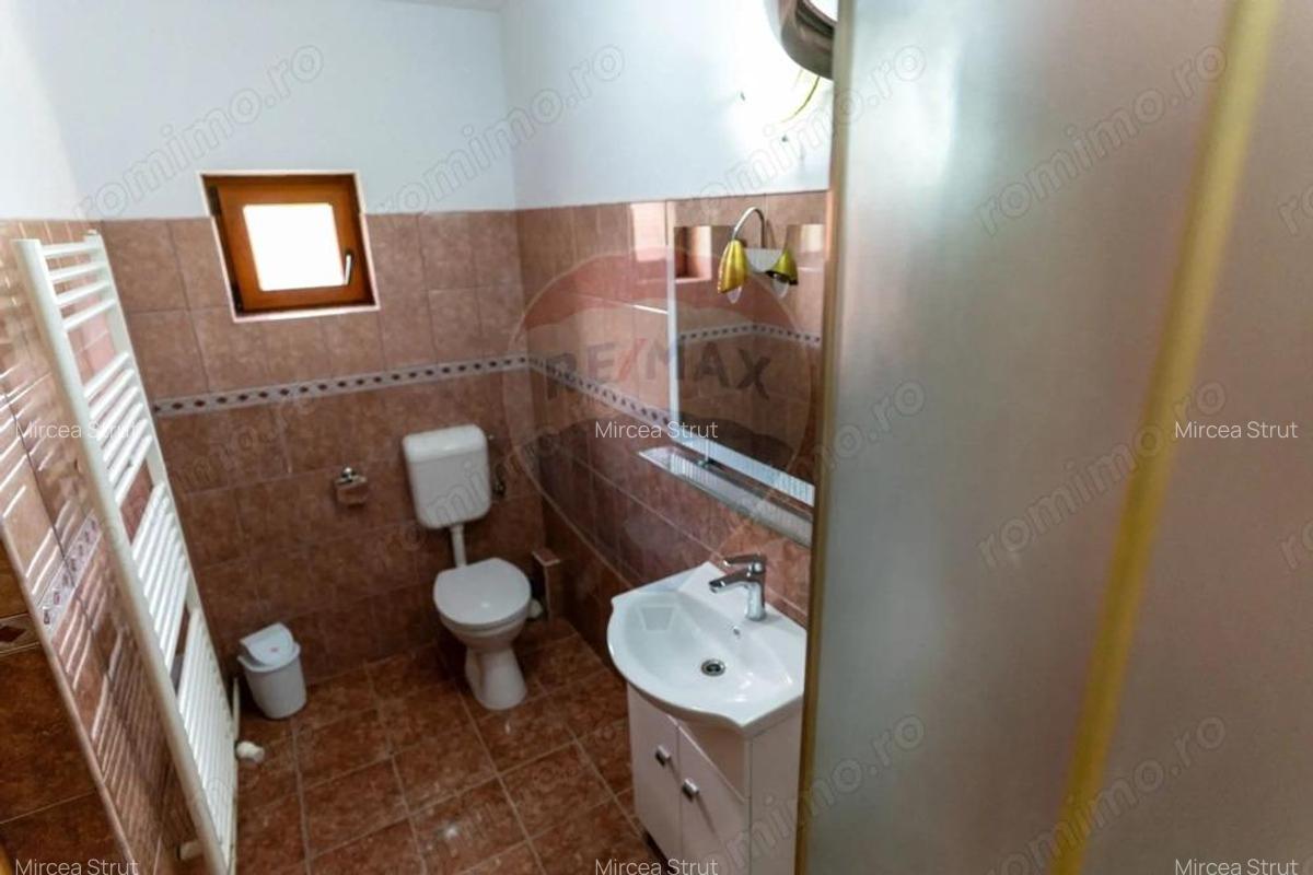 Vila /Pensiune 6 camere in Cristur, jud Hunedoara - 7