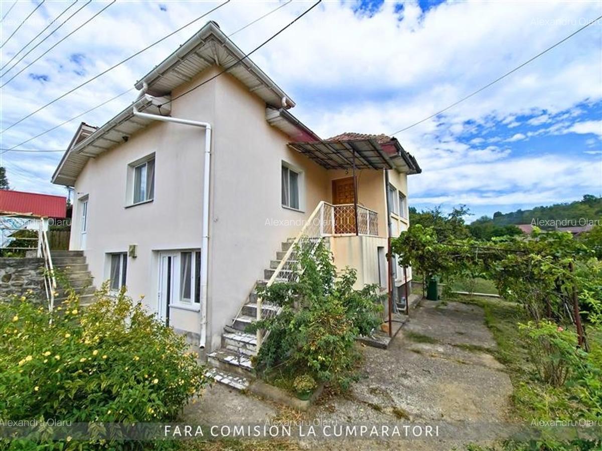 CASA IN BERISLAVESTI - LA 8 KM DE CALIMANESTI - 16