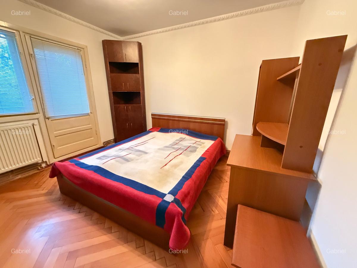 Apartament cu 3 camere decomandat în Girocului - 5