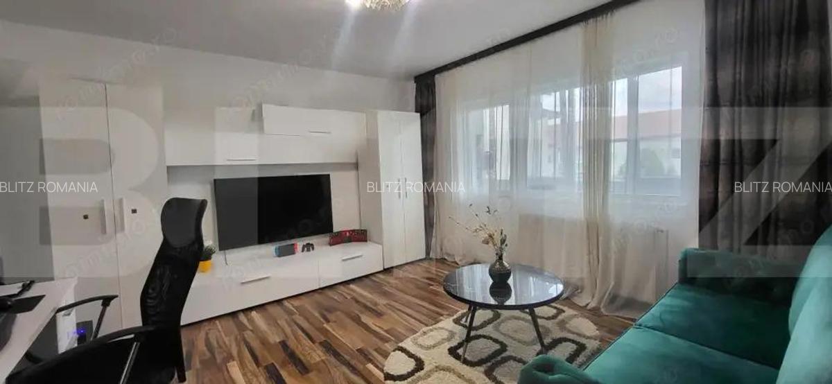 Apartament de vanzare, cu 3 camere, 67 mp, zona Bucovina - 4