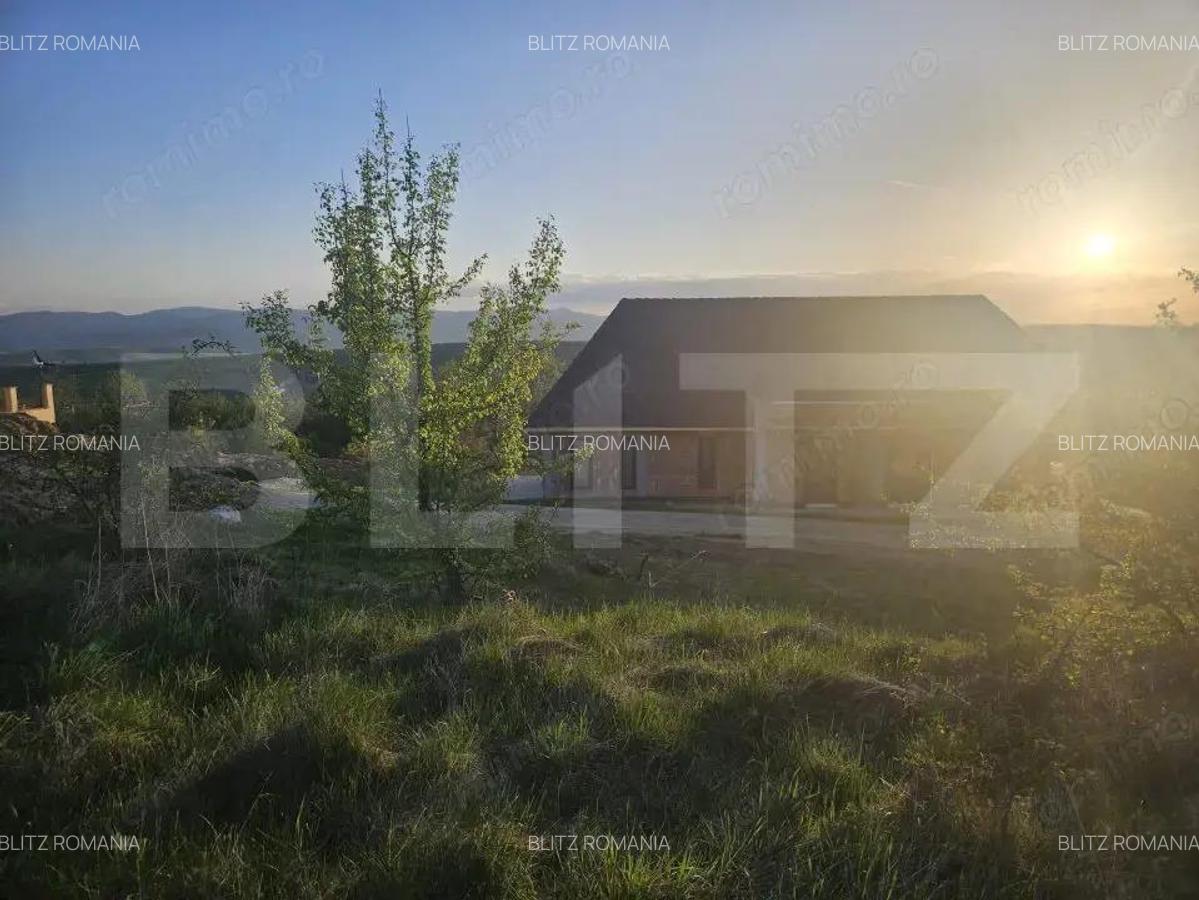 Teren 1150 mp, cu certificat de constructie, Salicea, central, cu panorama! - 2
