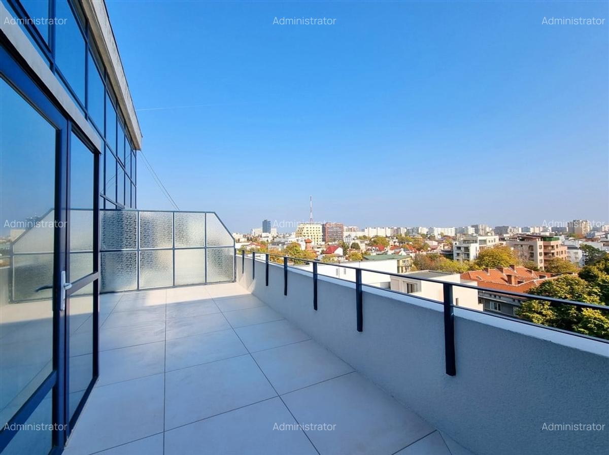 Apartament cu 4 camere decomandat în Polonă - 13