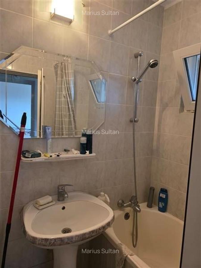 Garsonieră decomandată, mobilată în Central - 12