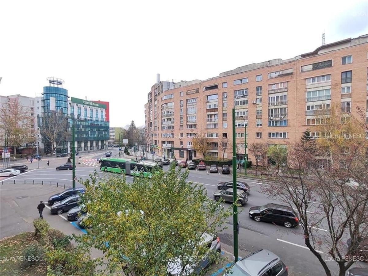 Apartament decomandat cu 2 camere Centrul Civic - 1