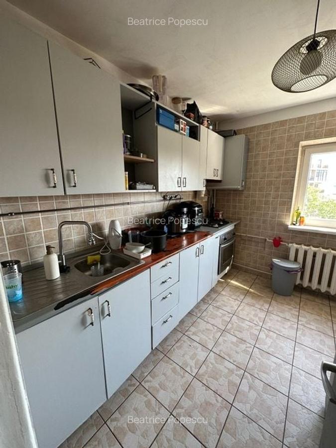 Apartament 3 camere metrou Timpuri Noi Decomandat - 17