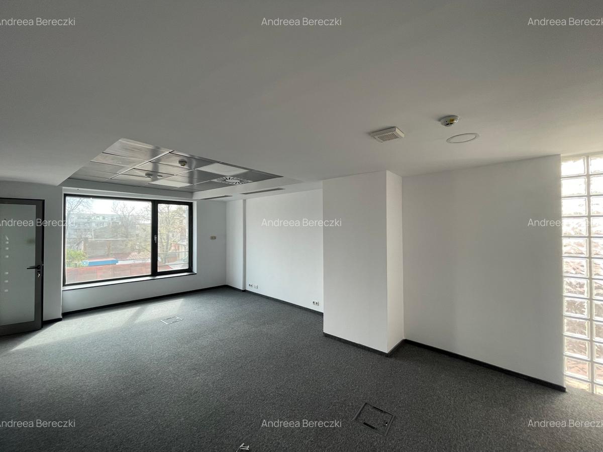 Închiriere spațiu birouri 335 mp | etaj complet | Piața Victoriei - 7