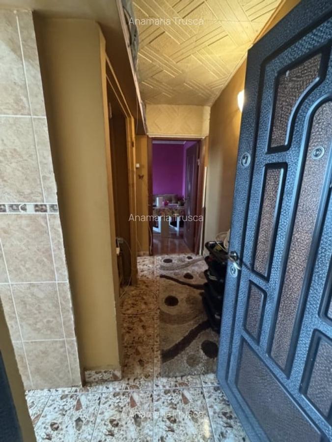 Apartament cu 2 camere semidecomandat, mobilat in Bals - 2