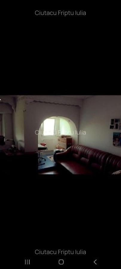 Industriei , Ap.3 cam , et.4 , 76 mp , decomandat , confort 1 - 6