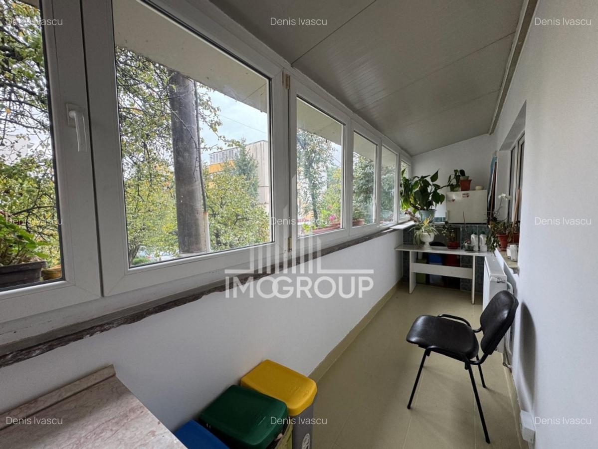Apartament cu 3 camere, decomandat, balcon la Parter inalt, langa Piata Zorilor - 11