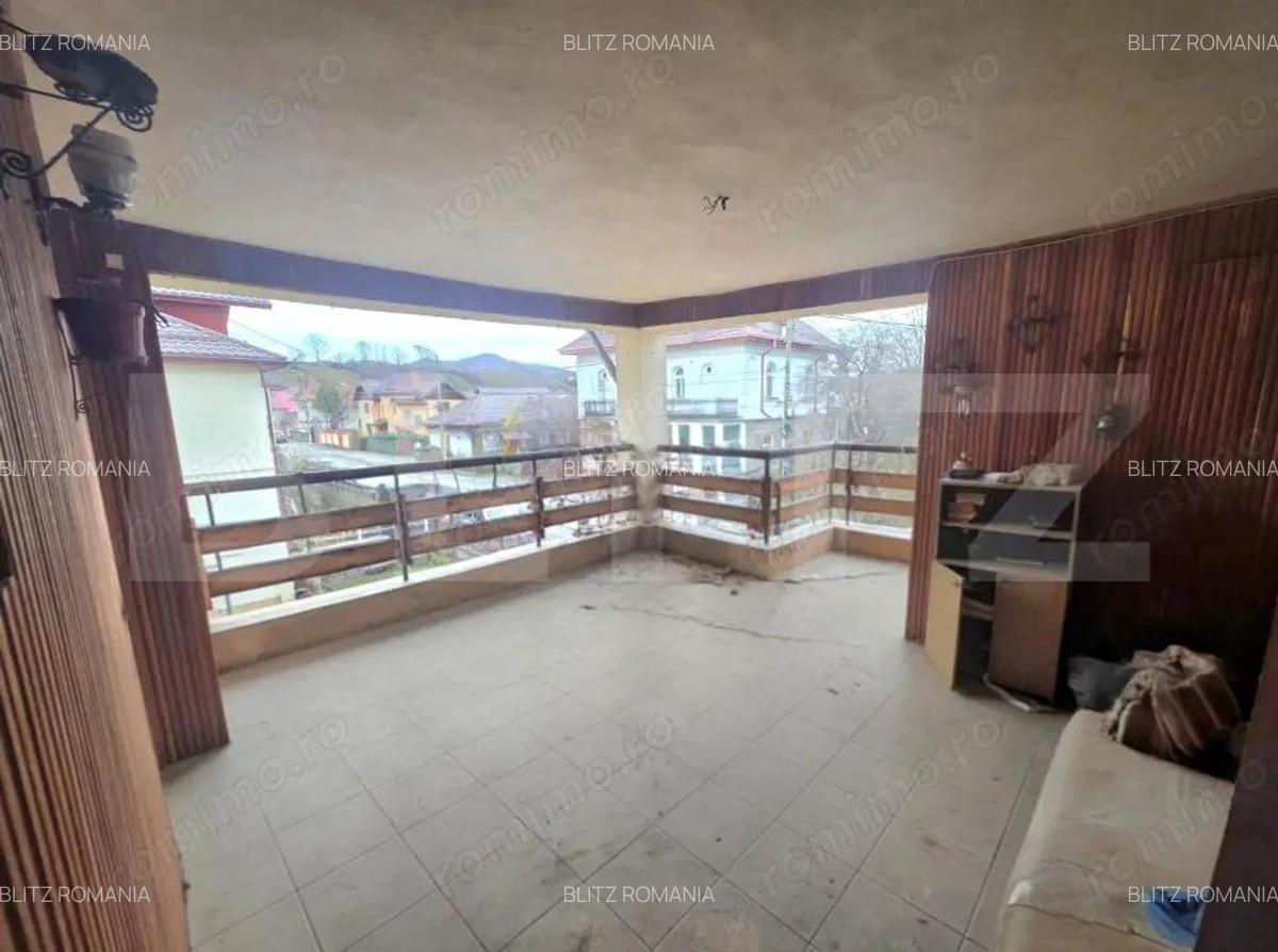 Casa P+1, 180 mp, Centru Pucioasa - 1