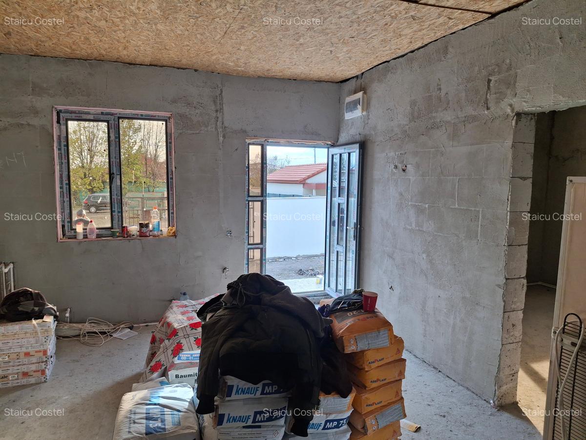 Casă cu 3 camere în Lumina - 3