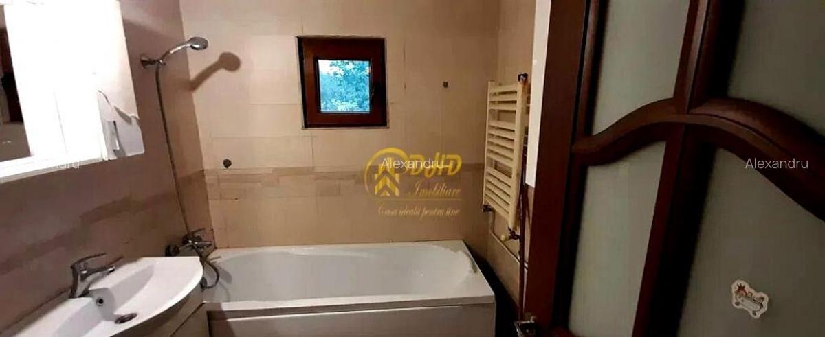 Apartament cu 3 Camere - 1
