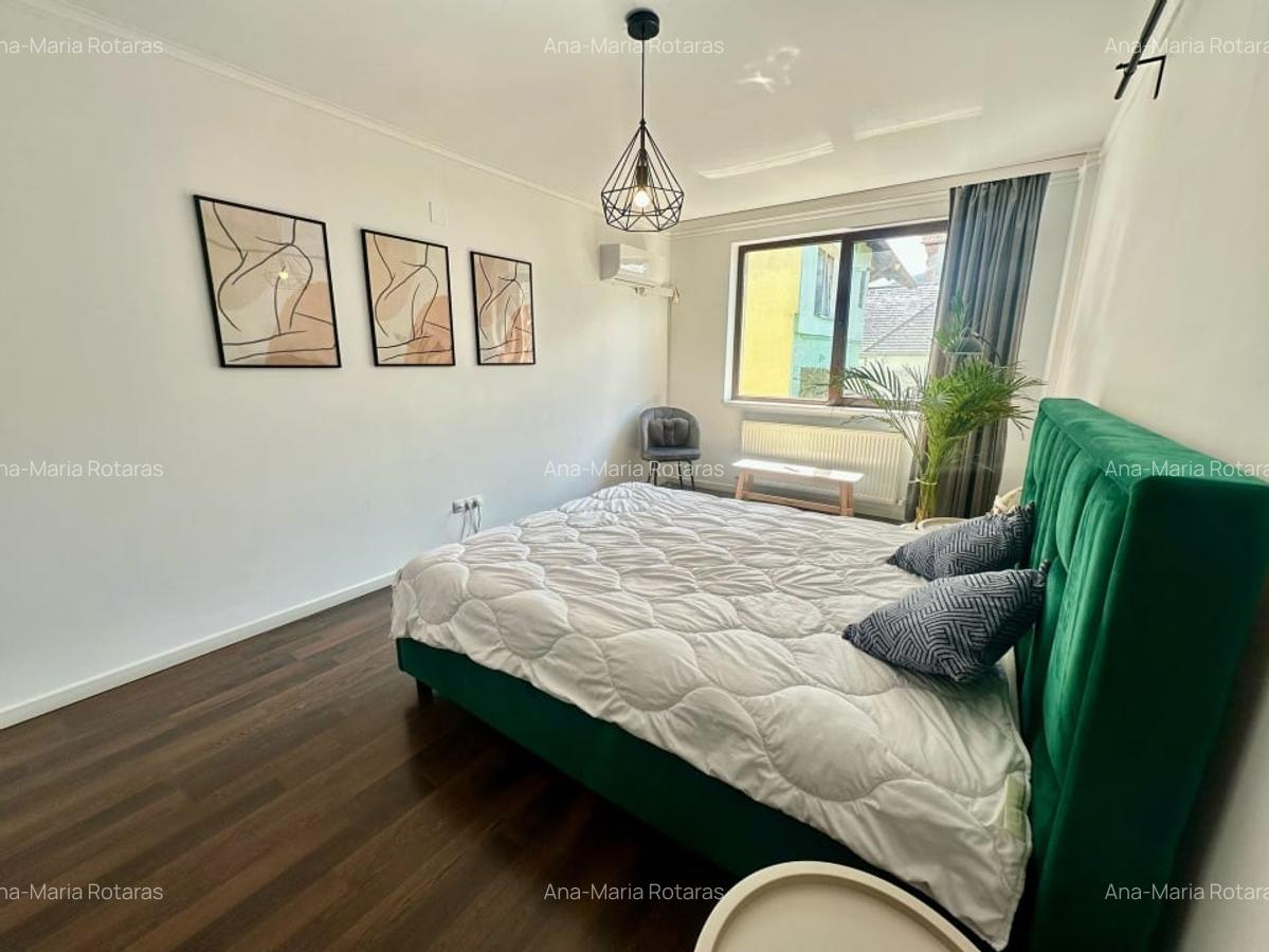 Apartament in inima centrului istoric, pe Strada De Mijloc - 8