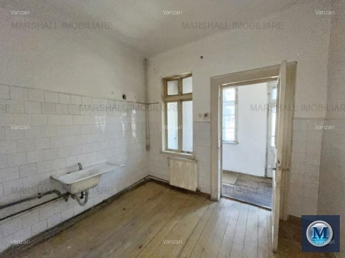 Casă cu 5 camere în Ana Ipătescu - 6