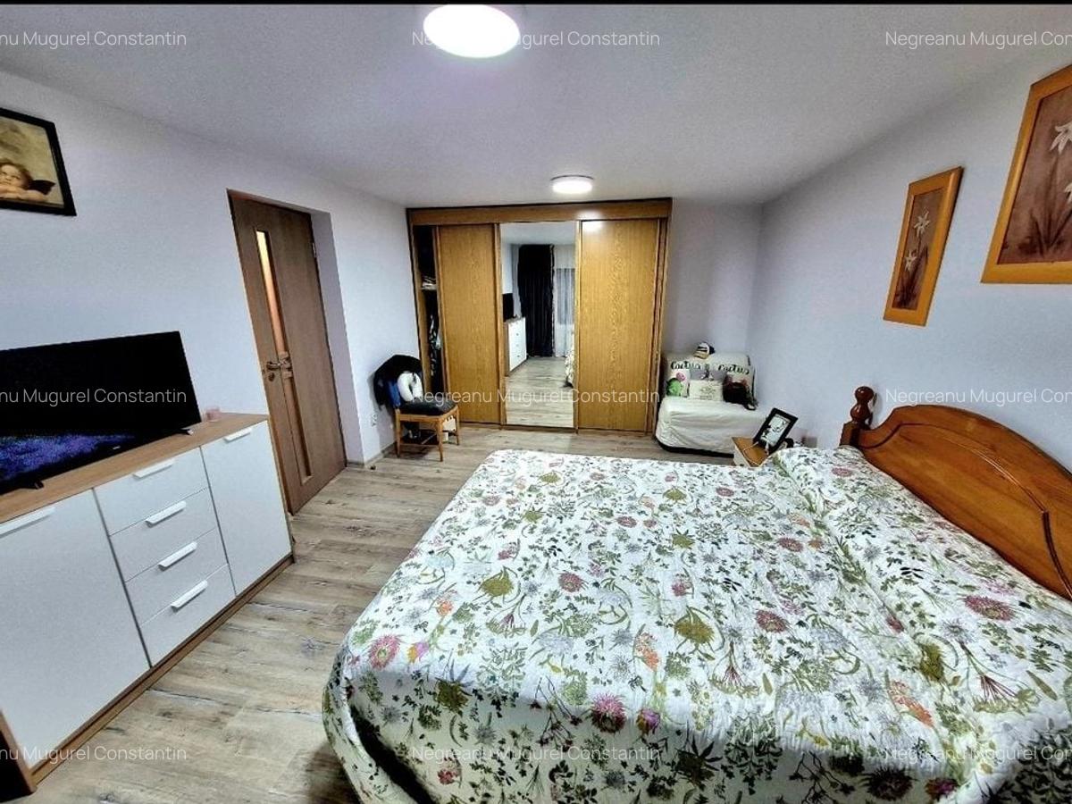 Vila S+P+1 cu terasa inchisa mobilata/utilata-teren intravilan 2497 mp - 10