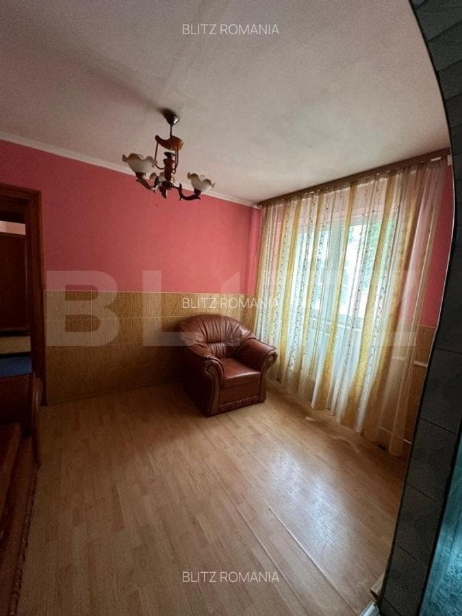 Apartament 4 camere, 70 mp, etaj 1, zona Hurmuzachi ,Radauti - 9
