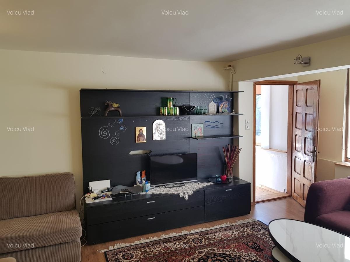 .DOMENII,2 CAMERE IN VILA,MOBILATE,TERASA,CURTE,CENTRLA PROPRIE.580 EURO - 2