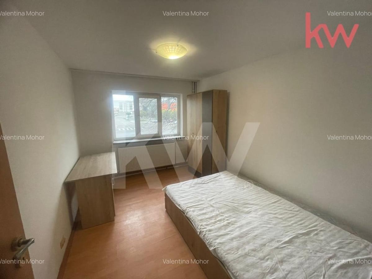 Apartament Decomandat 3 Camere, 1 Mai, Ion Oblemenco - 2