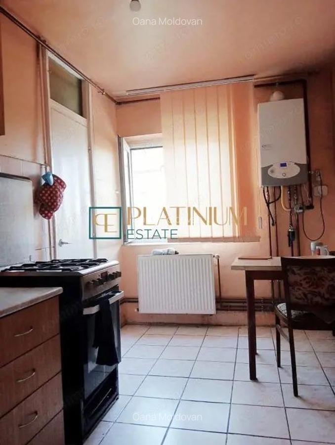 P4584 Apartament cu 4 camere DECOMANDAT, zona Bucovina - 2