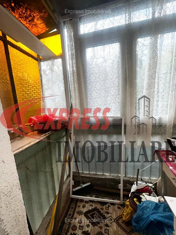 Dristor, Ramnicu Sarat, Auchan Vitan, Piata Bobocica - 1