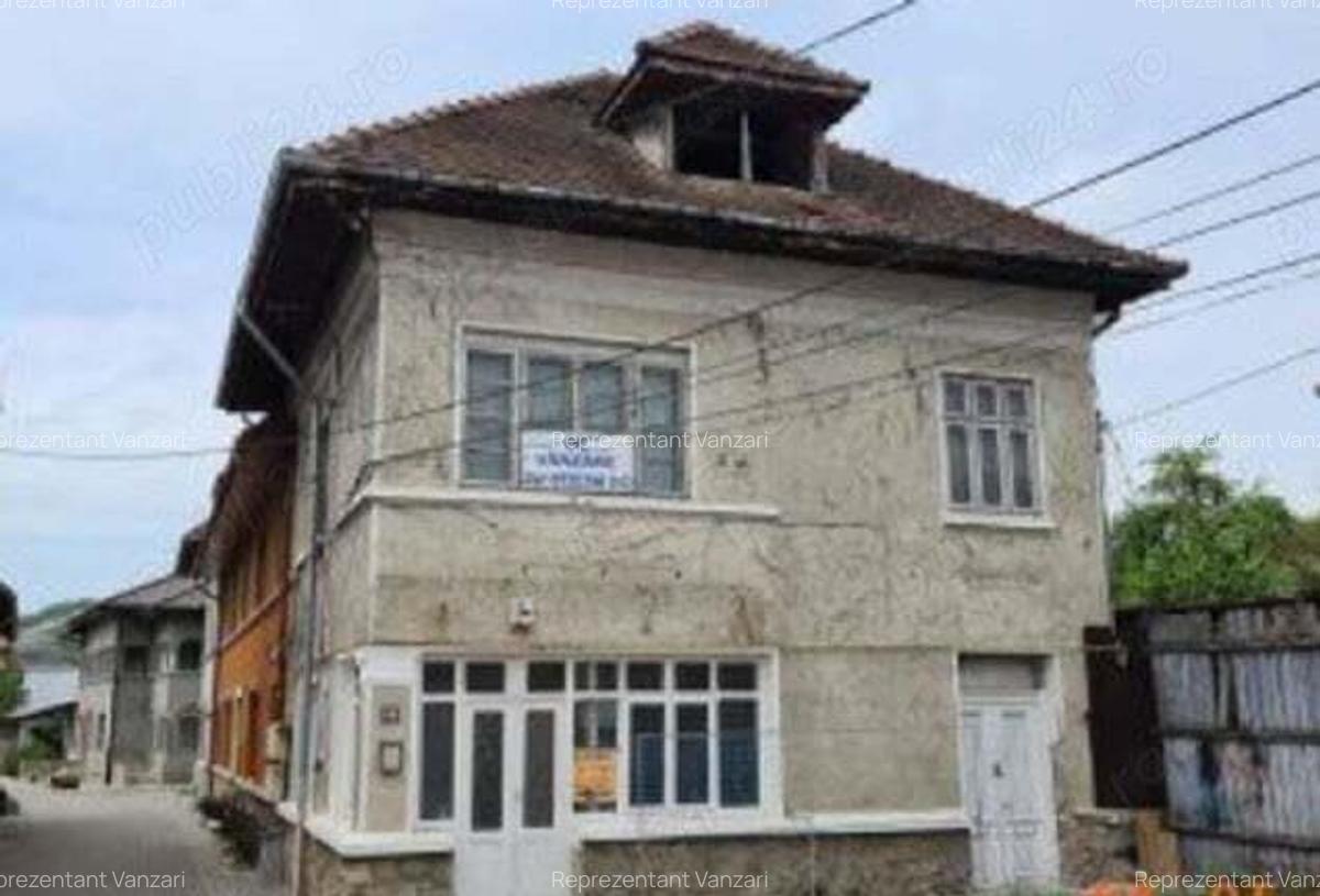Casa 12 camere Pucioasa, Dambovita - 1